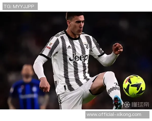 意媒曝弗拉霍维奇今夏曾被比利亚雷亚尔追逐但拒绝加盟