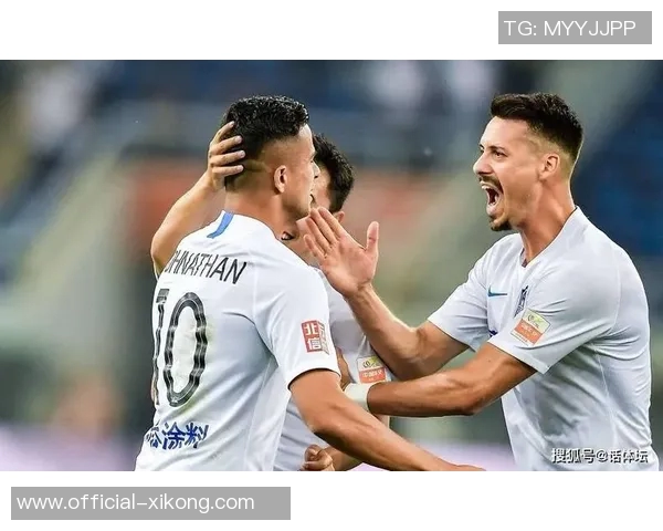 希腊足坛父子教练同日下课球队排名尴尬倒数第二和第三 希腊足坛父子教练同日下课球队排名尴尬倒数第二和第三