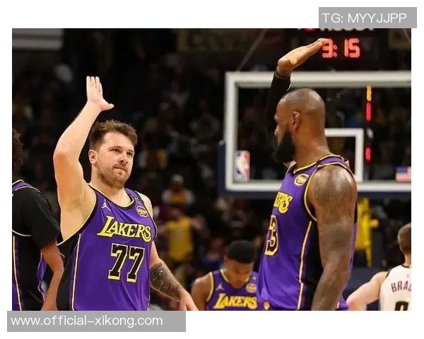 科尔称赞东契奇后撤步投篮技术难以防守的独特之处