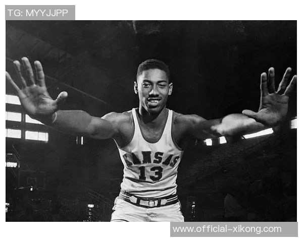 1962年今天张伯伦创造单场100分传奇记录至今无人能破